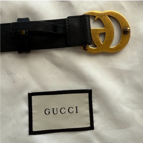Gucci Black Leather Belt with Antiqued Gold Double G Buckle main image 5
